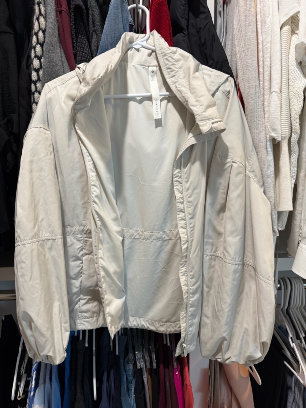 Lululemon Lightweight Cinch-Waist Jacket BONE 6